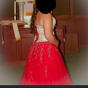Red prom dress size 13(large)